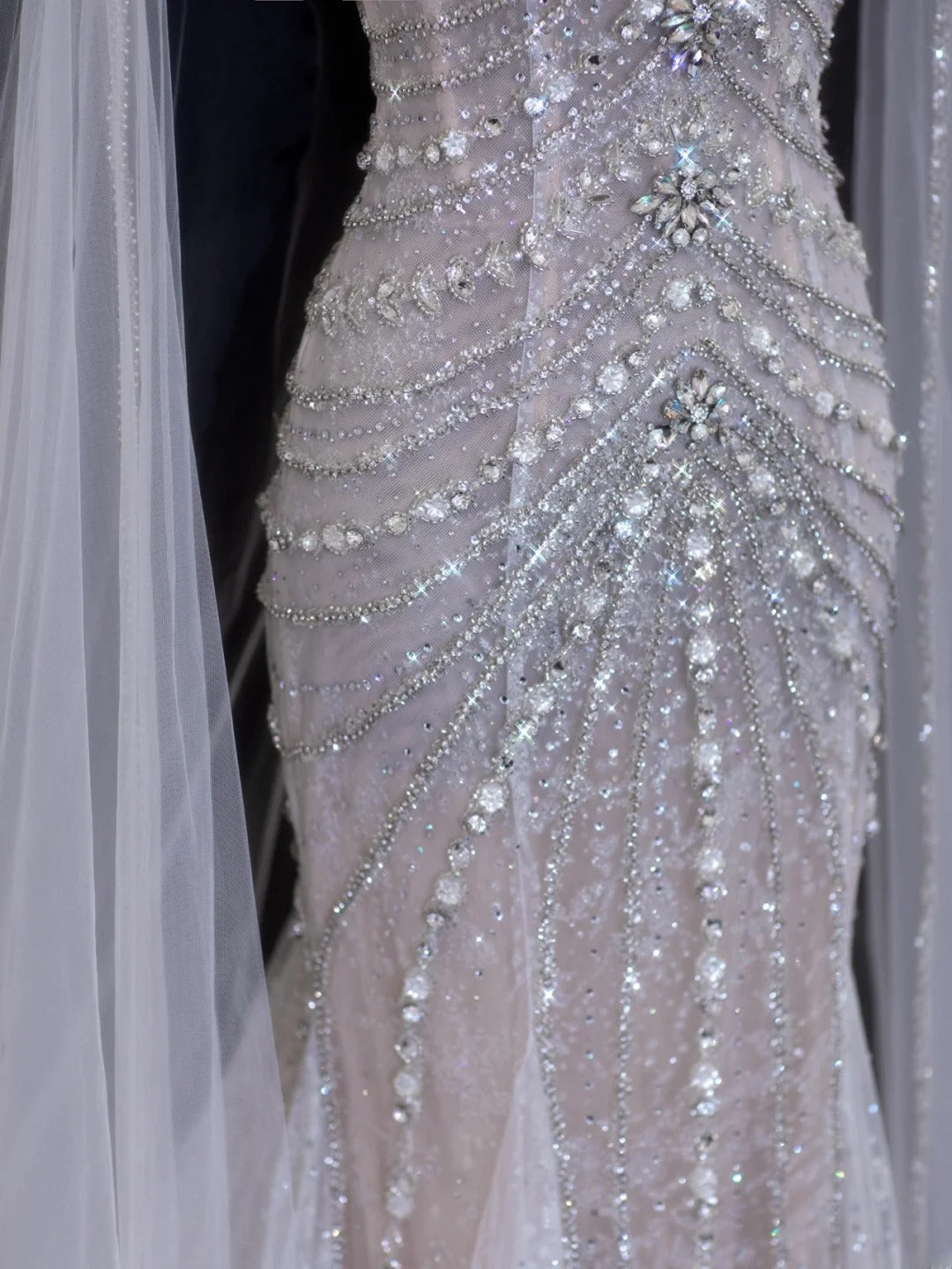 Robe de mariée intemporelle, style sirène romantique, bretelles spaghetti, en tulle orné de perles argentées, blanche, tailles petites et grandes, pour femme SA082