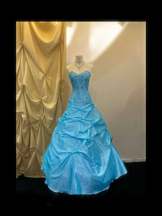 Prinzessin Ballkleid Herzform Blau Satin Ärmellos Mit Perlen Lang Quinceanera Kleid vestido de 15 de cenicienta RB3481