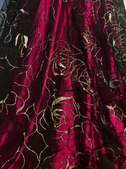 Robe de bal longue vintage sirène dos nu bordeaux et noir en dentelle ornée de perles, sans manches, pour les élèves de terminale ou les soirées de fin d'année scolaire AS088