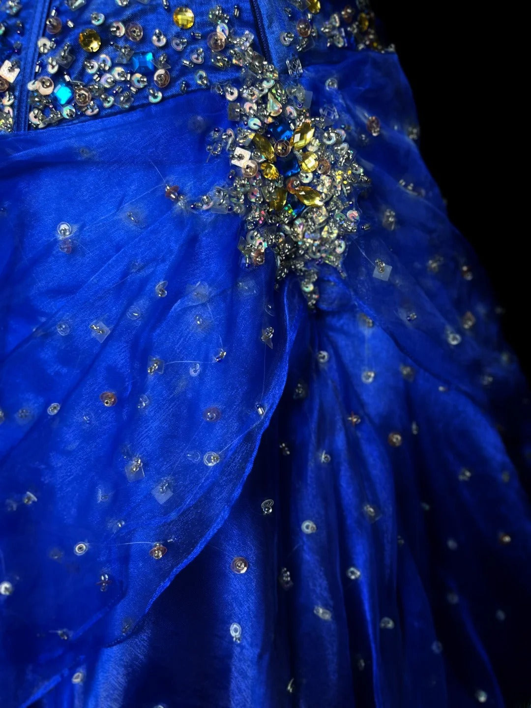 Vintage Prom Dresses Ball Gown Strapless Royal Blue With Beading Crystals Long Evening Dress Formal Outfits RB5895