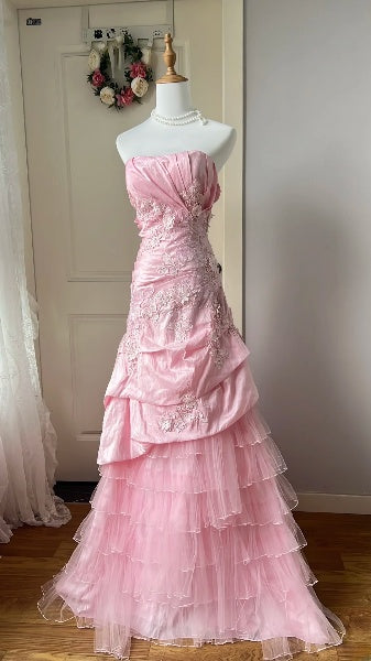 Langes schulterfreies Meerjungfrau-Abendkleid in Pink mit Spitzen-Stufenlagen, formelles Partykleid für Damen RC0458
