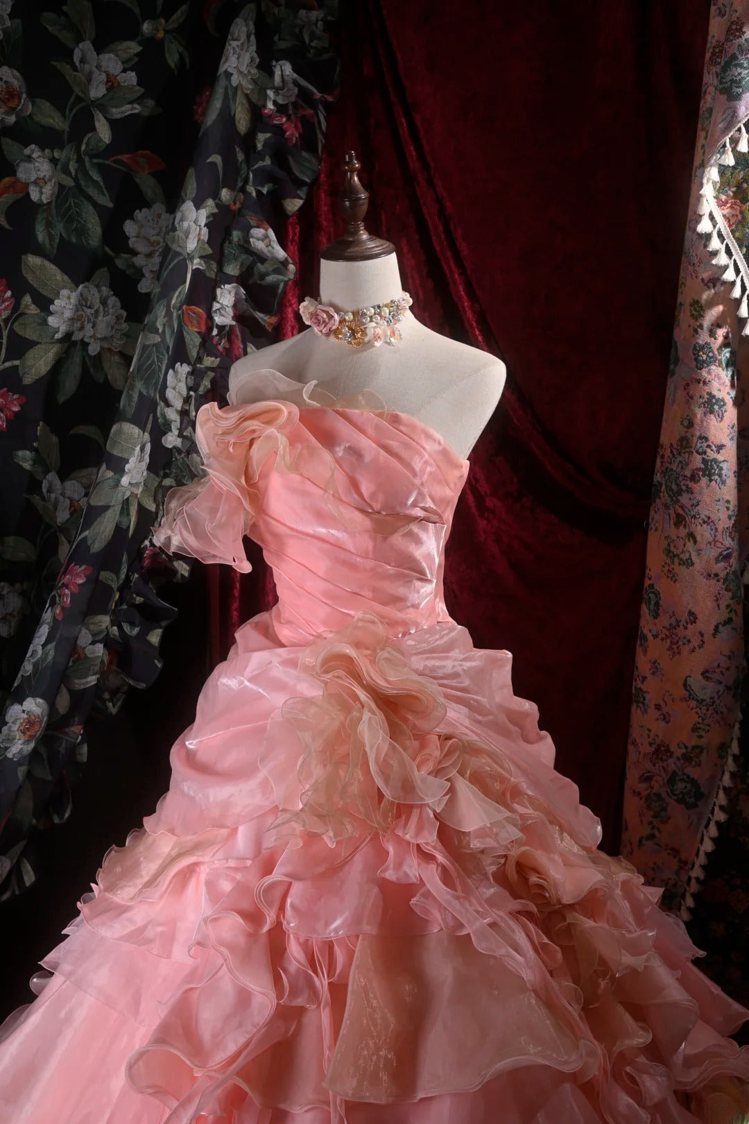 Pretty Ball Gown Strapless Pink Organza With Tiered Layers Long Quince Dress Quinceanera Dresses Formal Birthday Outfits RB8108