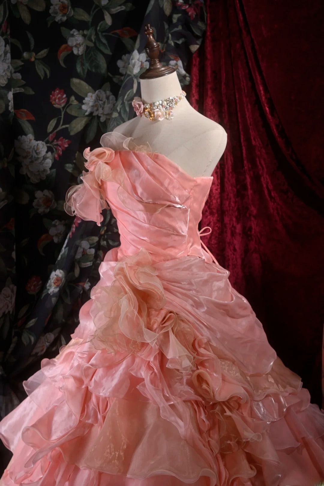 Pretty Ball Gown Strapless Pink Organza With Tiered Layers Long Quince Dress Quinceanera Dresses Formal Birthday Outfits RB8108
