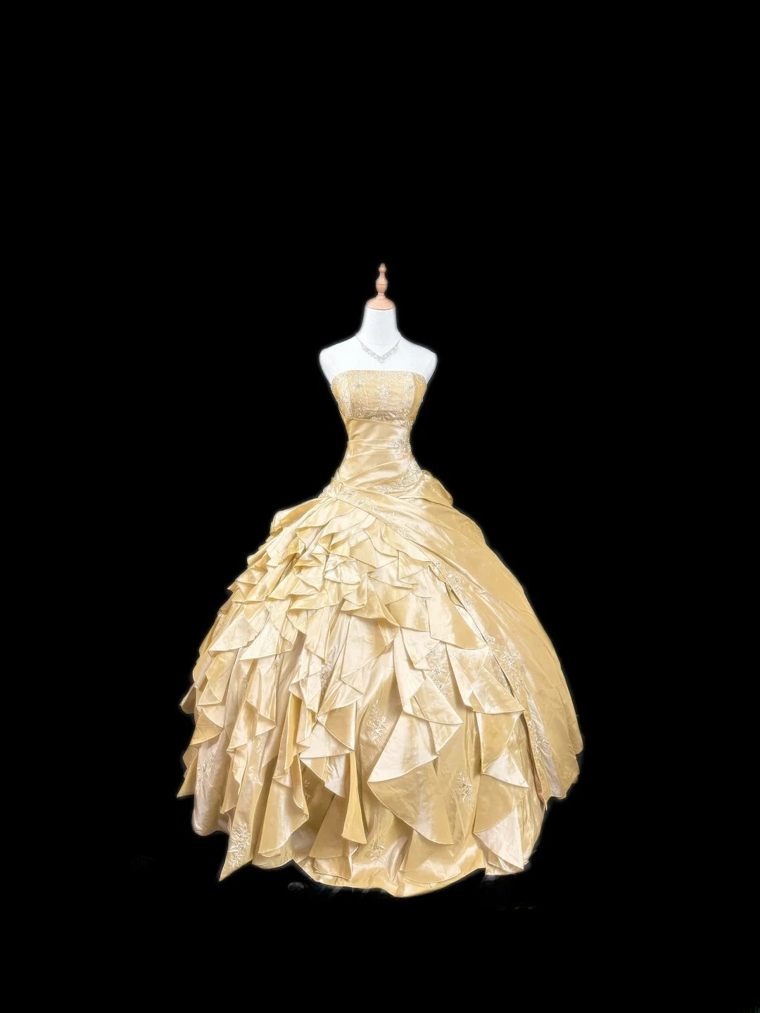 Prinzessin Ballkleid Trägerlos Gelber Satin Ärmellos Mit Spitze Langes Quinceanera Kleid Vestido de 15 de Cenicienta RB3485