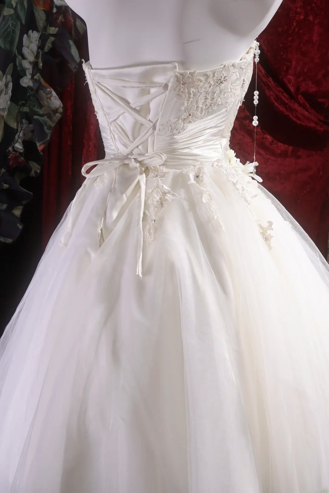 Unique Homecoming Dresses Outfit inspo Halter Ball Gown Strapless White Tulle 16th Birthday Cocktail Dress Ideas Outfits RB8109
