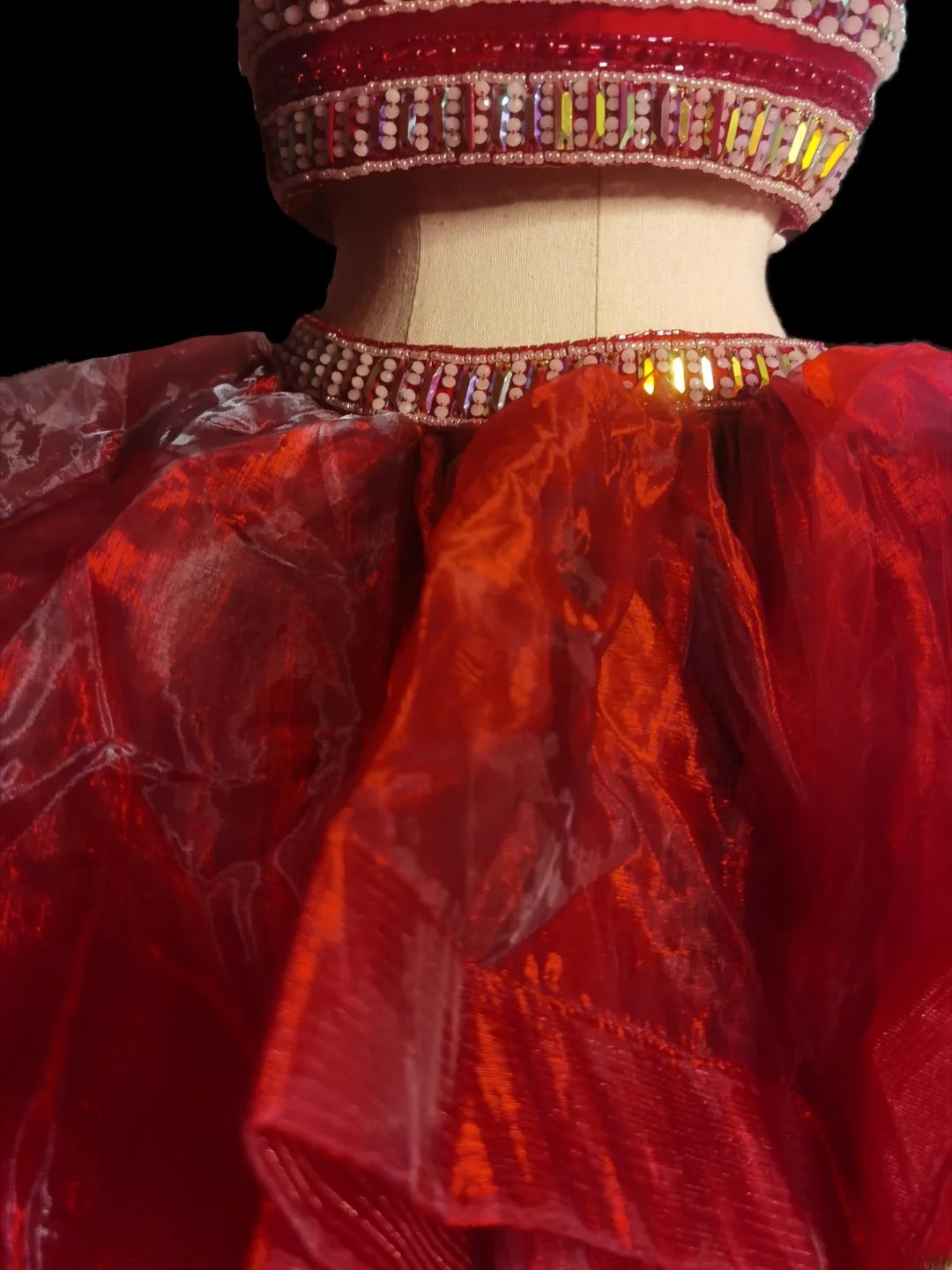 Robe de bal classique 2 pièces en tulle bordeaux sans manches ornée de perles, robe de bal longue, tenue de soirée pour la remise des diplômes AS092