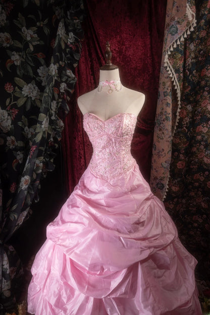 Pretty Ball Gown Sweetheart Pink Satin With Tiered Lace Long Quince Dress Quinceanera Dresses Formal Birthday Outfits RB8111