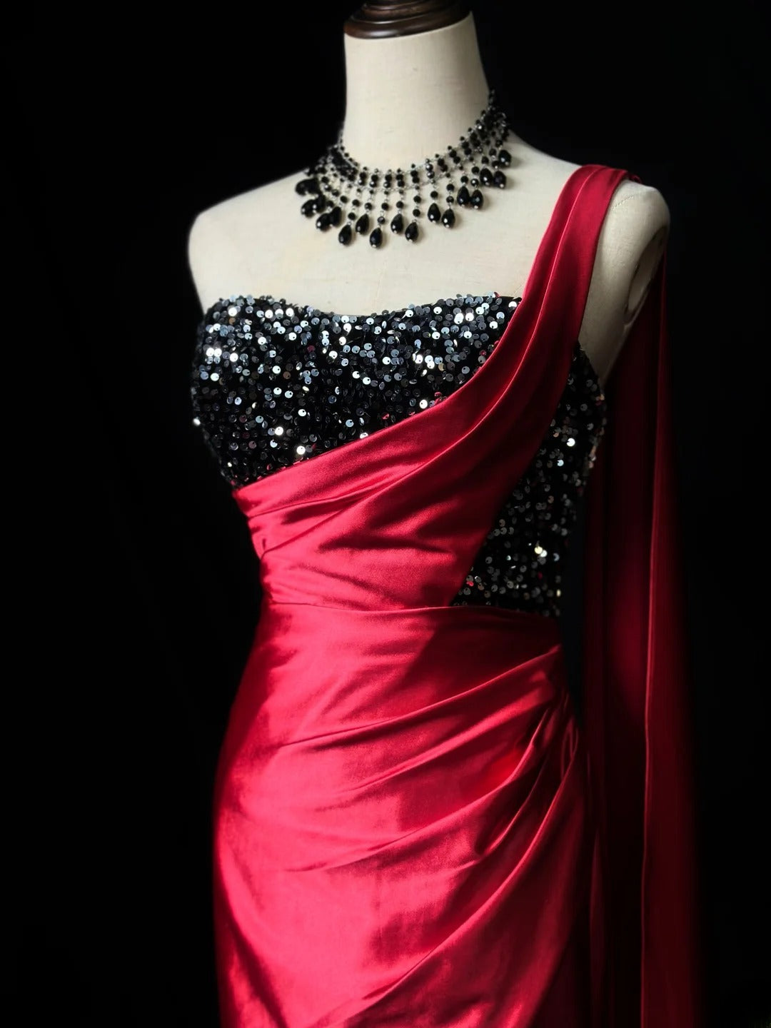 Vintage 60s Prom Dresses Mermaid One Shoulder Satin Red With Sequin Sleeveless Prom Evening Dress Formal Outfits RB5901