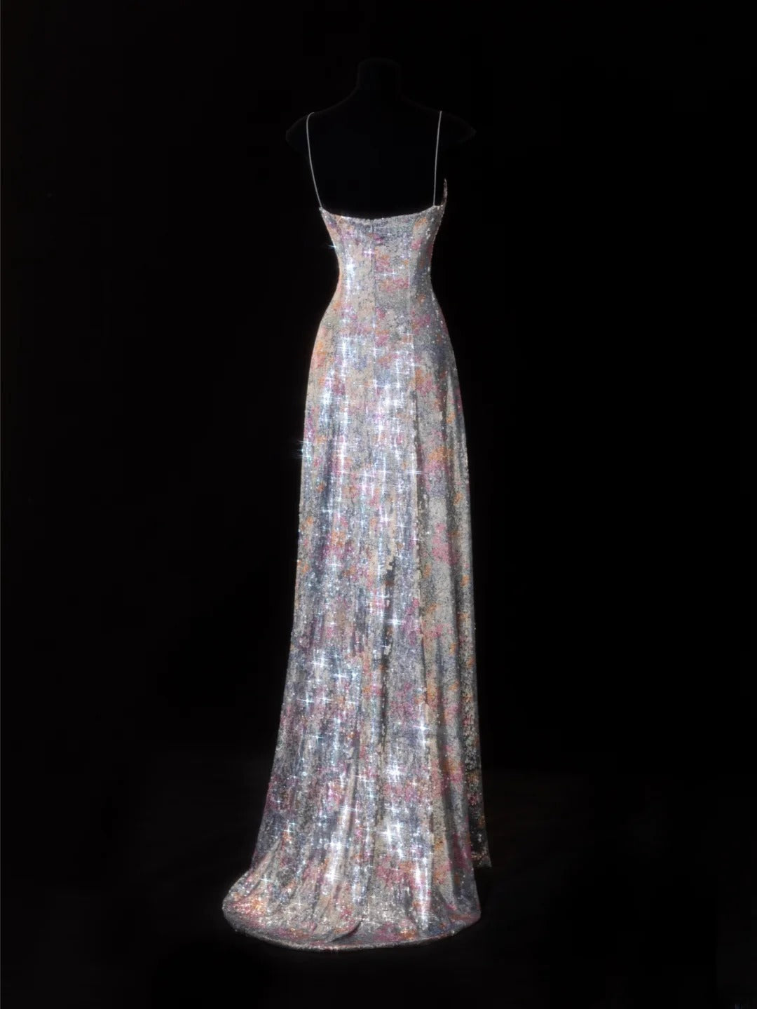 Robe de bal longue élégante à bretelles spaghetti et sequins floraux, coupe trapèze, style SA096