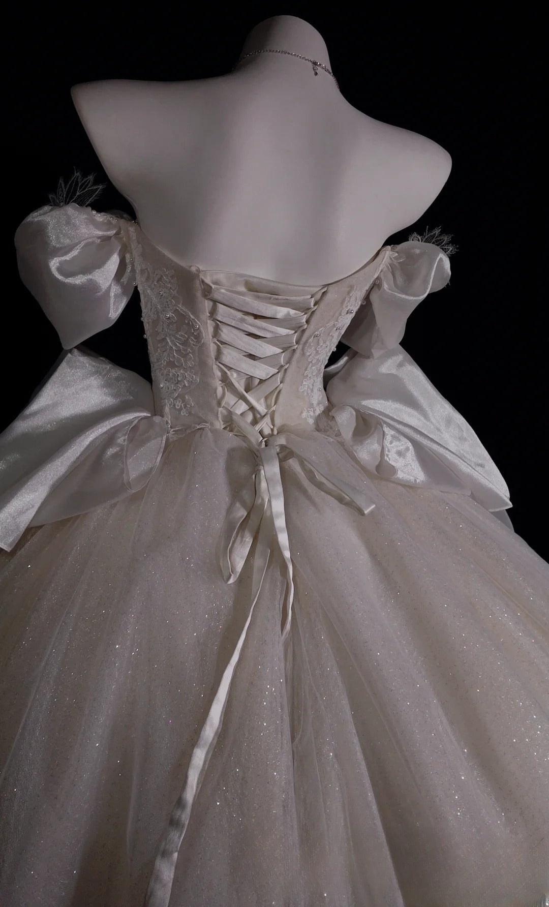 Princess Wedding Dress Ball Gown Off Shoulder White Tulle With Short Sleeves Bridal Gown for Big Day RB9896