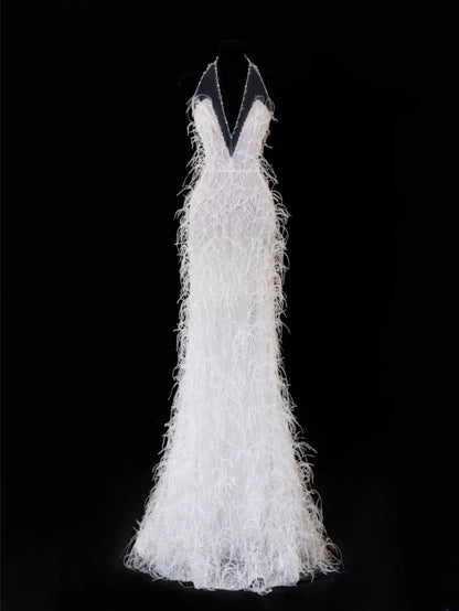 Zeitloses Brautkleid, romantisches Meerjungfrauen-Kleid mit V-Ausschnitt und Federn, weiß, auch in kleinen/großen Größen erhältlich, SA097