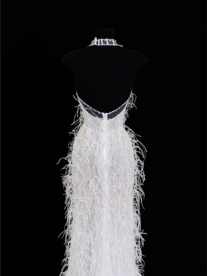 Zeitloses Brautkleid, romantisches Meerjungfrauen-Kleid mit V-Ausschnitt und Federn, weiß, auch in kleinen/großen Größen erhältlich, SA097
