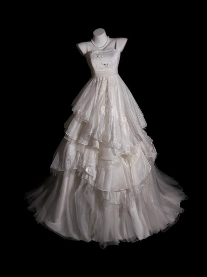 Princess Wedding Dress Ball Gown Spaghetti Straps Tulle White With Tiered Bridal Gown for Big Day RB9899