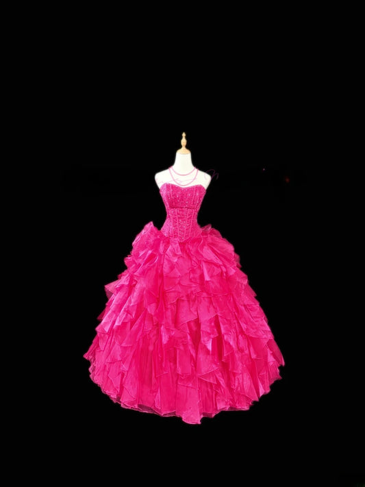 Bescheidenes Ballkleid Trägerlos Hot Pink Ärmellos mit Perlenbestickung Stufenrock Langes Quinceanera Kleid Vestido de 15 de Cenicienta RB3490