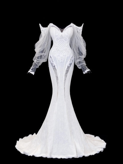 Elegantes, schulterfreies Meerjungfrauen-Brautkleid mit langen Ärmeln aus weißem Tüll und Spitze, Modell SA102