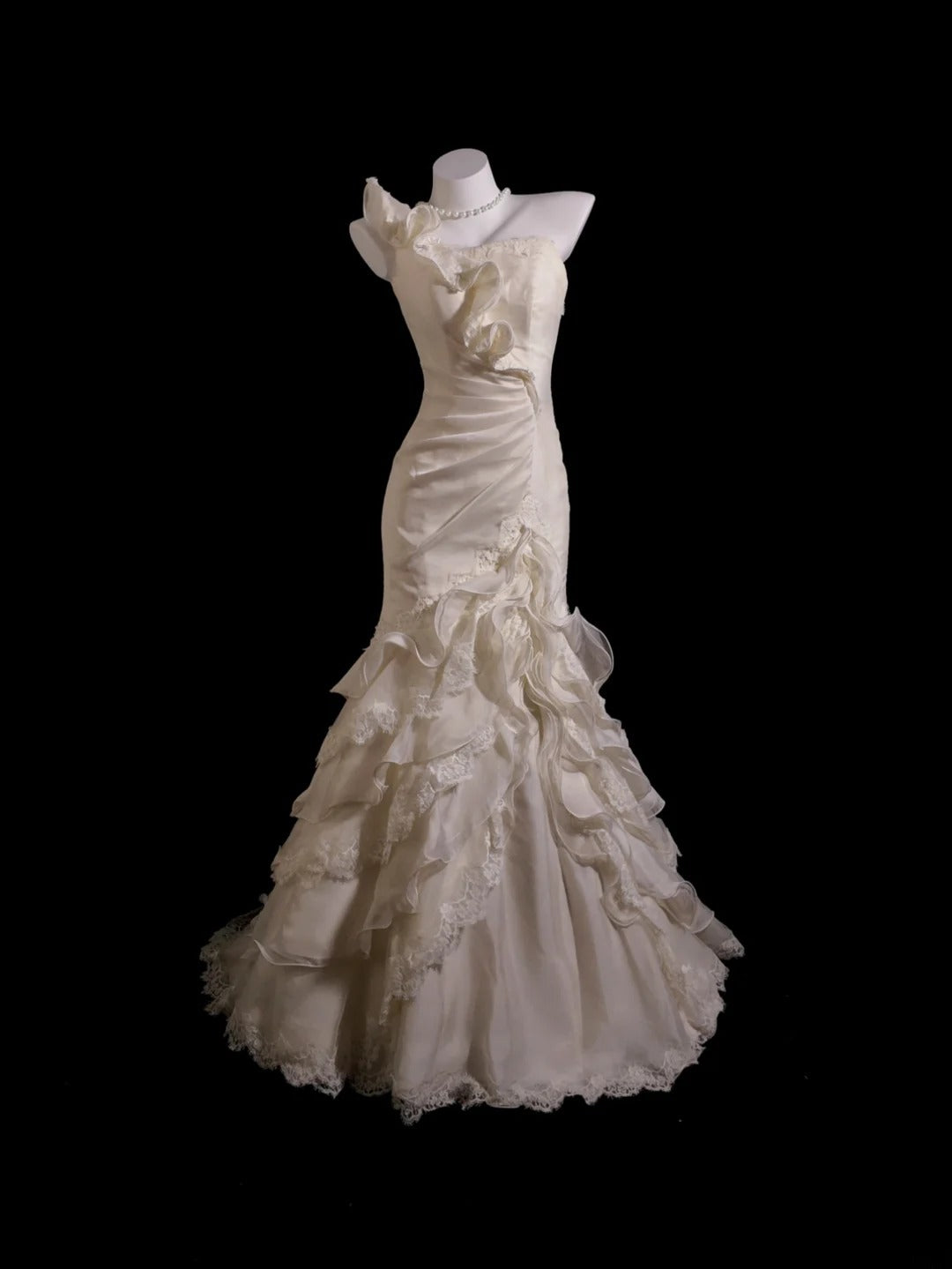 Princess Wedding Dress Mermaid One Shoulder Lace Cream Ivory With Tiered Layers Bridal Gown for Big Day RB9906