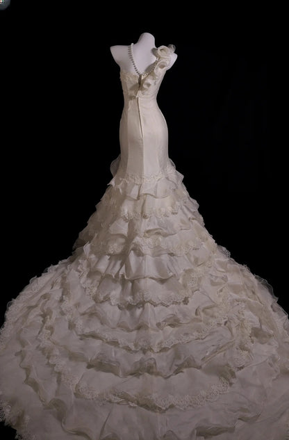 Princess Wedding Dress Mermaid One Shoulder Lace Cream Ivory With Tiered Layers Bridal Gown for Big Day RB9906