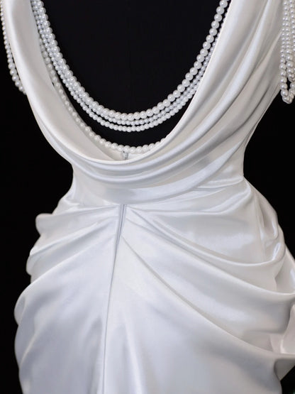 Zeitloses Brautkleid im romantischen Meerjungfrauen-Stil mit Spaghettiträgern, Perlen und Schlitz, weiß, auch in kleinen und großen Größen erhältlich (SA106)