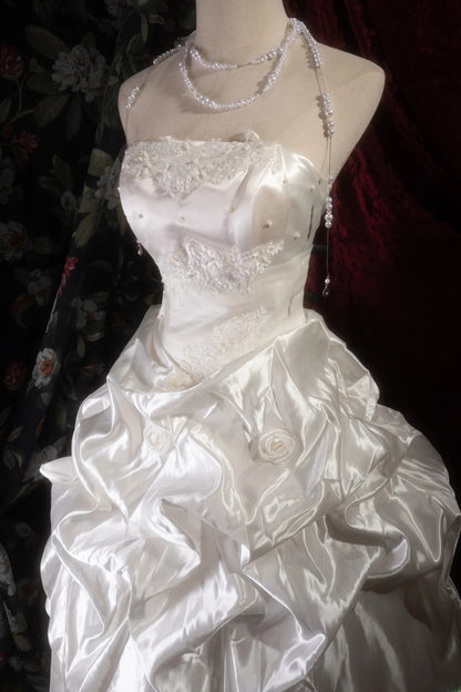 Cute Ball Gown Strapless White Satin With Ruffled Flowers Long Quince Dress Quinceanera Dresses Formal Birthday Outfits RB8123