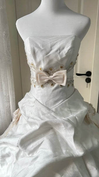 Princess Wedding Dress Ball Gown Strapless Satin White With Appliques Bow-knot Bridal Gown RC0475