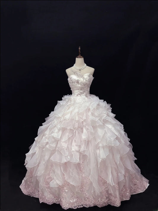 Prinzessinnen-Ballkleid mit herzförmigem Ausschnitt in Pink, applizierten Stufenlagen, Quinceanera-Kleid, voluminöses Sweet-16-Outfit, Vestido de 15, RB7480