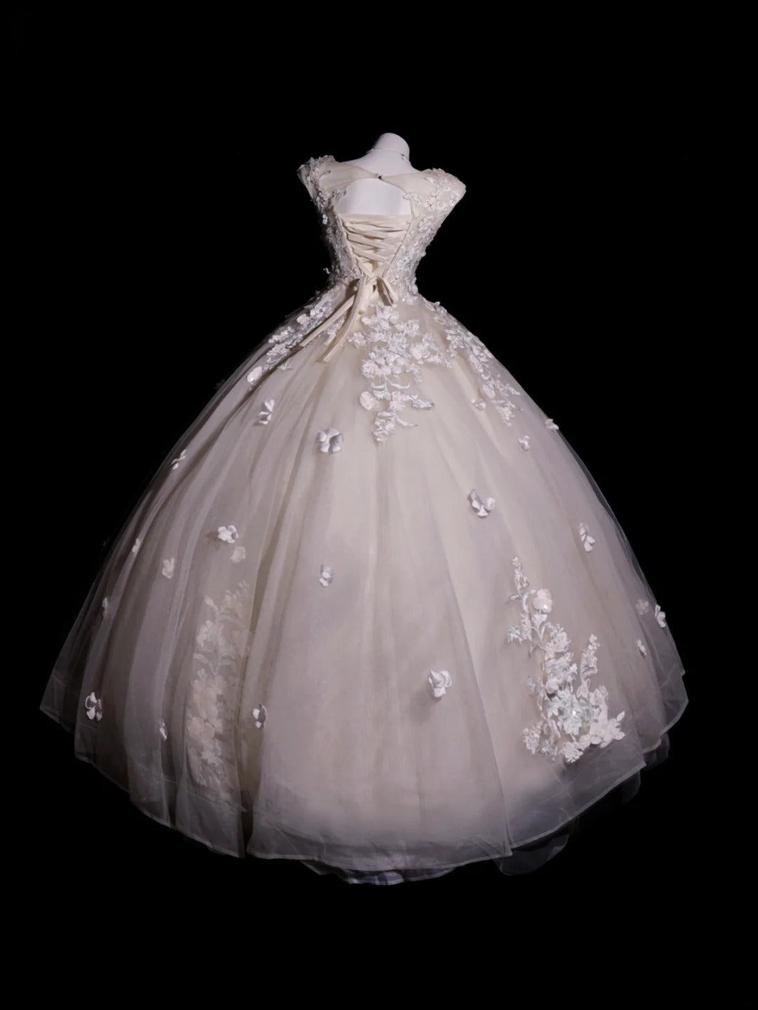 Light Blush Pink Prom Dress Ball Gown V Neck With Appliques Modest Formal Party Gown RB9909