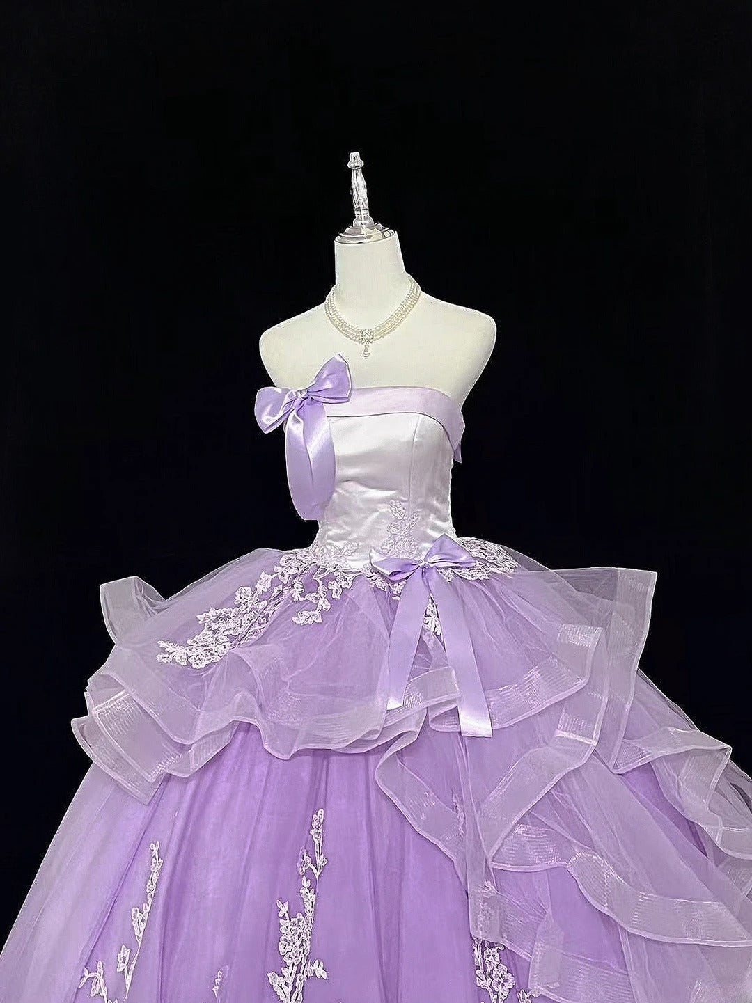 Princess Ball Gown Strapless Lilac With Tiered Layers Lace Quince Dress Voluminous Sweet 16 Sweet Sixteen Outfits Vestido de 15 RB7482