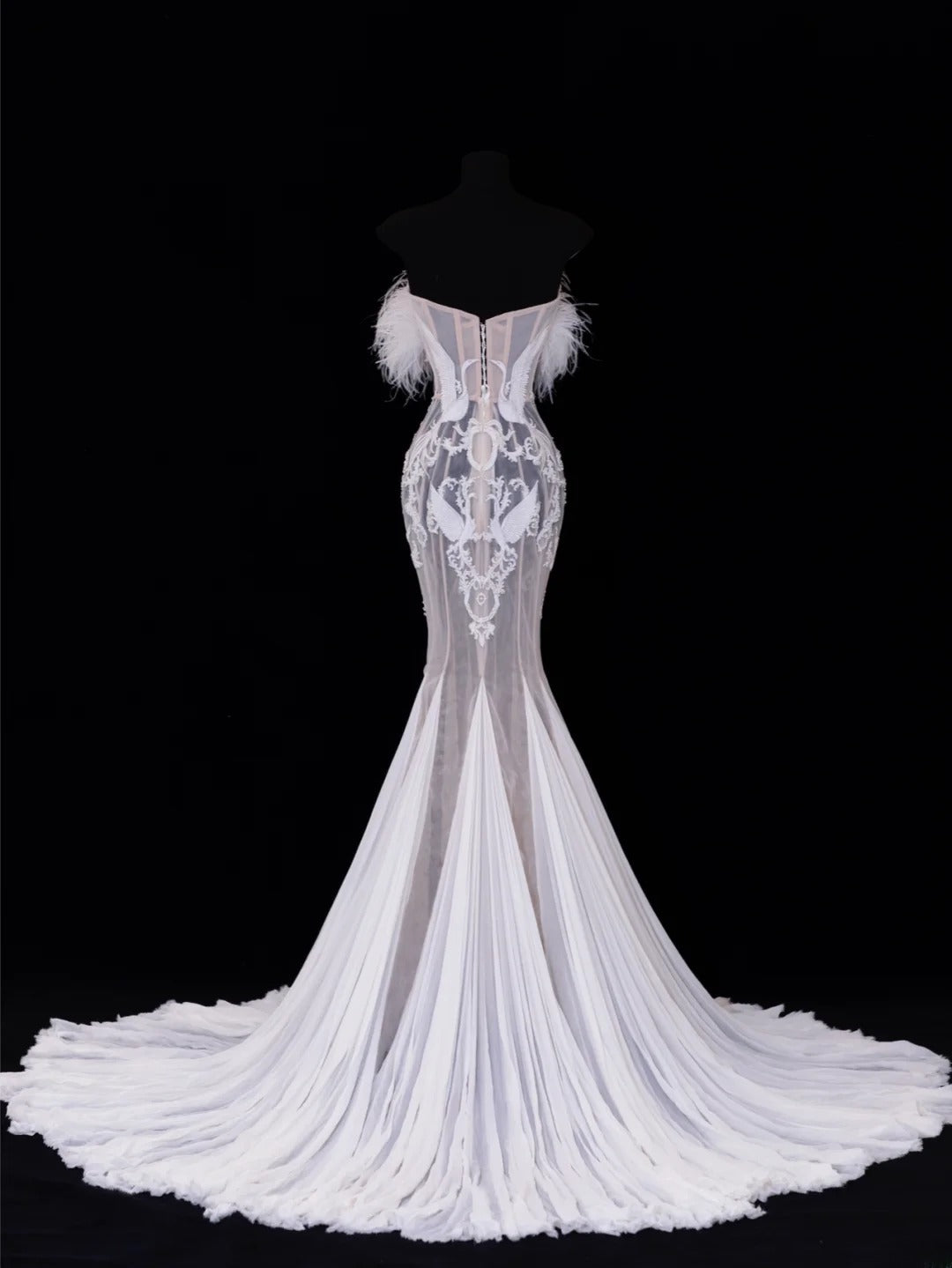 Robe de mariée longue blanche sirène bustier ornée d'appliques de plumes, élégante pour femme SA112