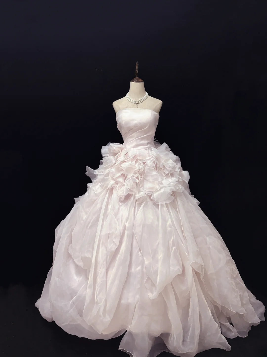 Princess Ball Gown Strapless Light Pink With Tiered Layers Quince Dress Voluminous Sweet 16 Sweet Sixteen Outfits Vestido de 15 RB7483