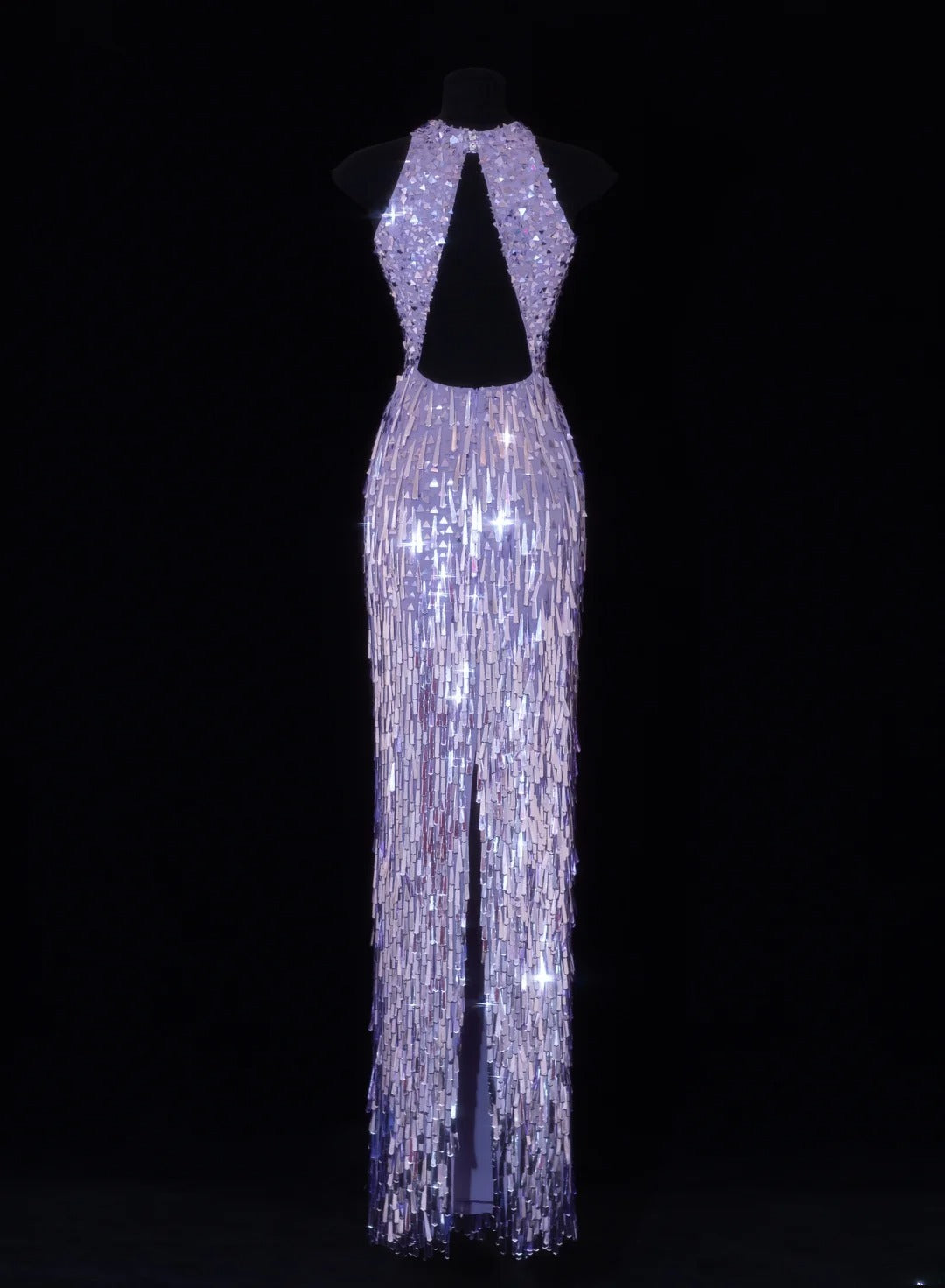 Elegantes, formelles Etuikleid mit U-Boot-Ausschnitt, lila Pailletten und Quasten – ein beeindruckendes langes Ballkleid oder Abendkleid SA113