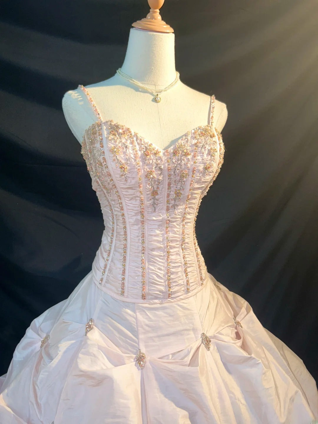 Robe de bal modeste, bretelles fines, rose poudré avec perles, sans manches, longue, pour Robe de bal douce 16 ans, Dix-sept, Robe de Quinceañera RB3573