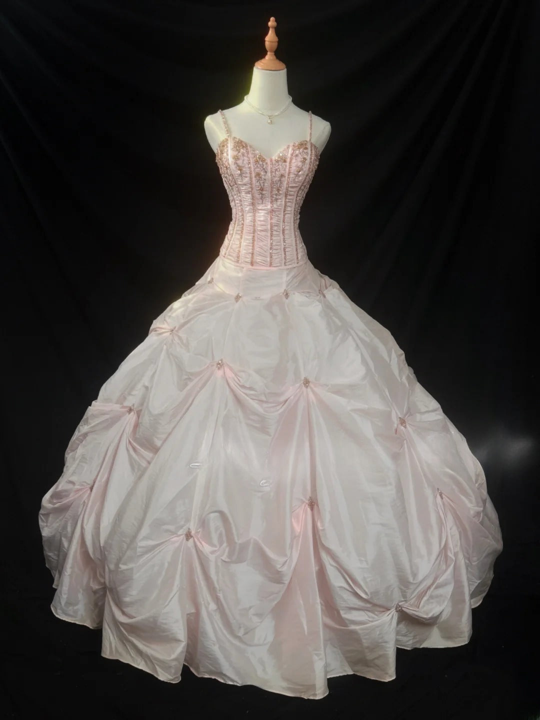 Robe de bal modeste, bretelles fines, rose poudré avec perles, sans manches, longue, pour Robe de bal douce 16 ans, Dix-sept, Robe de Quinceañera RB3573