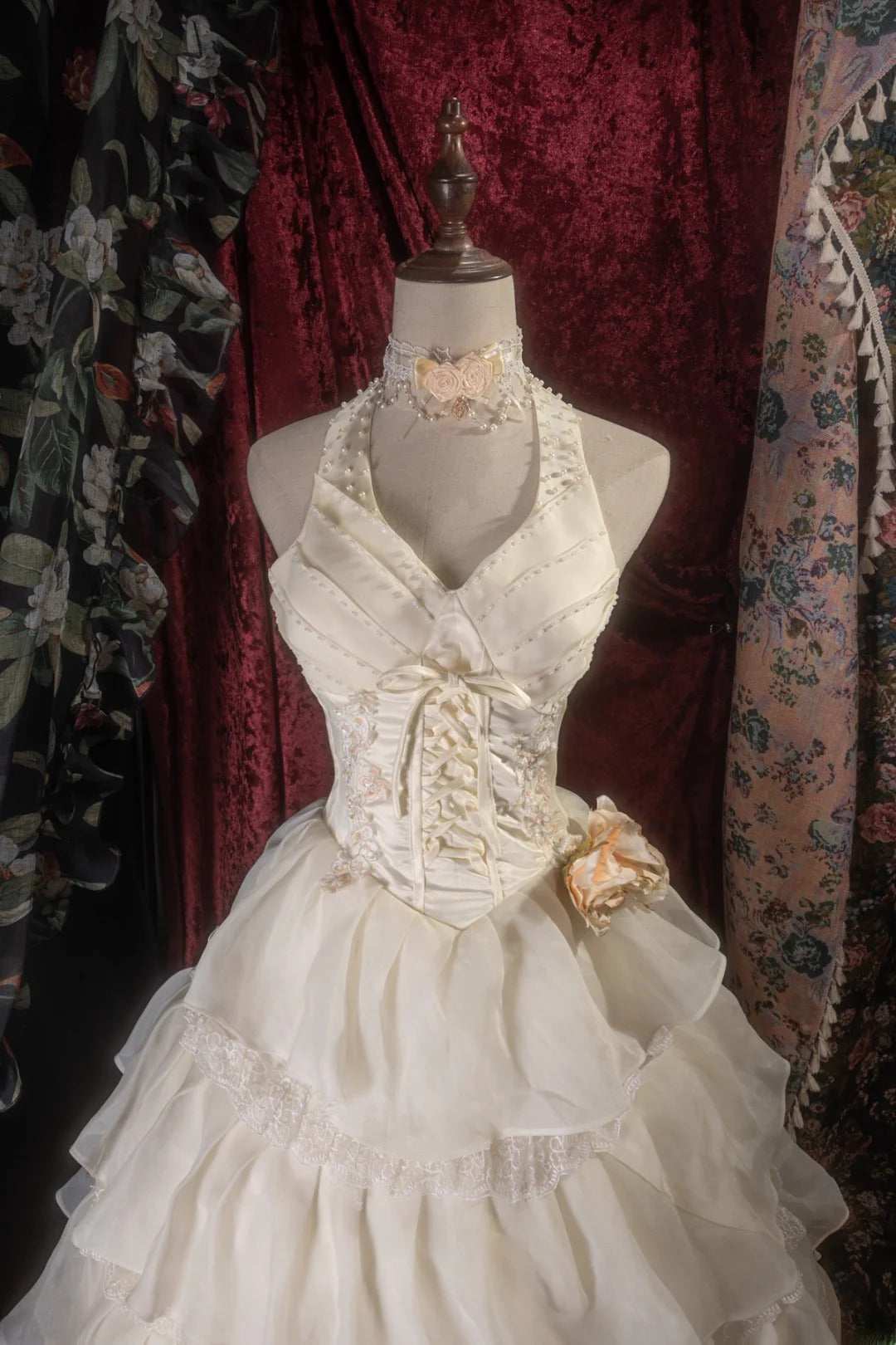 Cute Ball Gown Halter Cream Ivory Chiffon With Tiered Flowers Long Quince Dress Quinceanera Dresses Formal Birthday Outfits RB8129