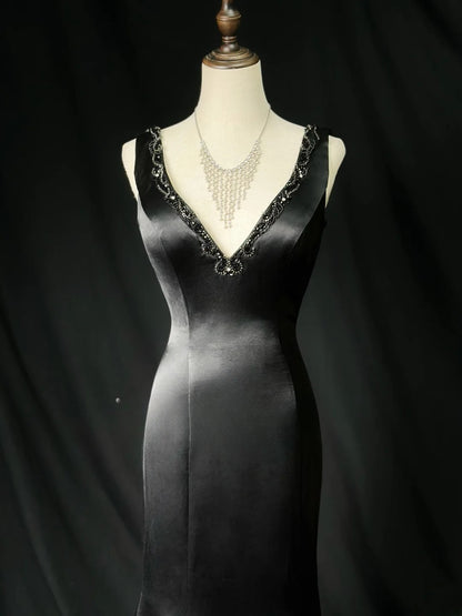 Vintage 60s Prom Dresses Mermaid V Neckline Black Satin With Beading Sleeveless Prom Evening Dress Formal Outfits RB5926