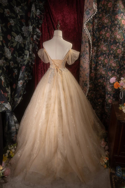 Cute Ball Gown Spaghetti Straps Gold Tulle With Appliqued Long Quince Dress Quinceanera Dresses Formal Birthday Outfits RB8132