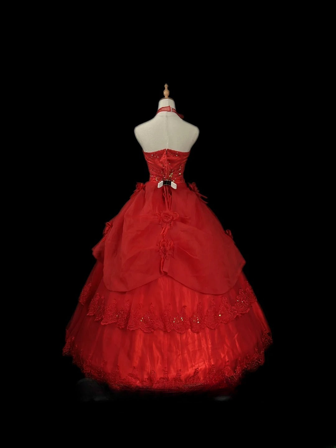 Bescheidenes Ballkleid Neckholder Rot Tüll mit Perlenärmeln Lang Sweet 16 Kleider Seventeen Quinceanera Kleid RB3575