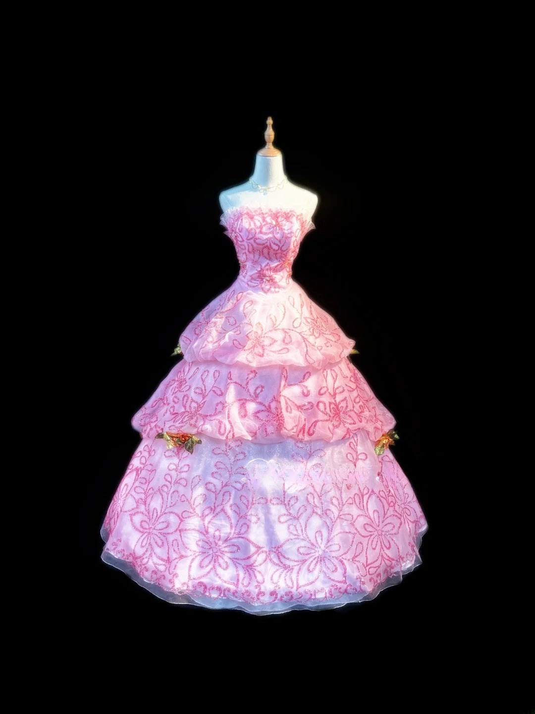 Bescheidenes Ballkleid Trägerlos Lila Tüll Mit Perlenstickerei Ärmellos Lang Sweet 16 Kleider Siebzehn Quince Kleid RB3576
