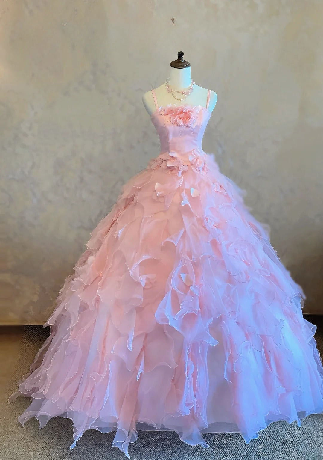 Quinceanera Dress With Tiered Pink Floor Length Ball Gown Spaghetti Straps Sweet 15 15th Birthday Gown RB9084