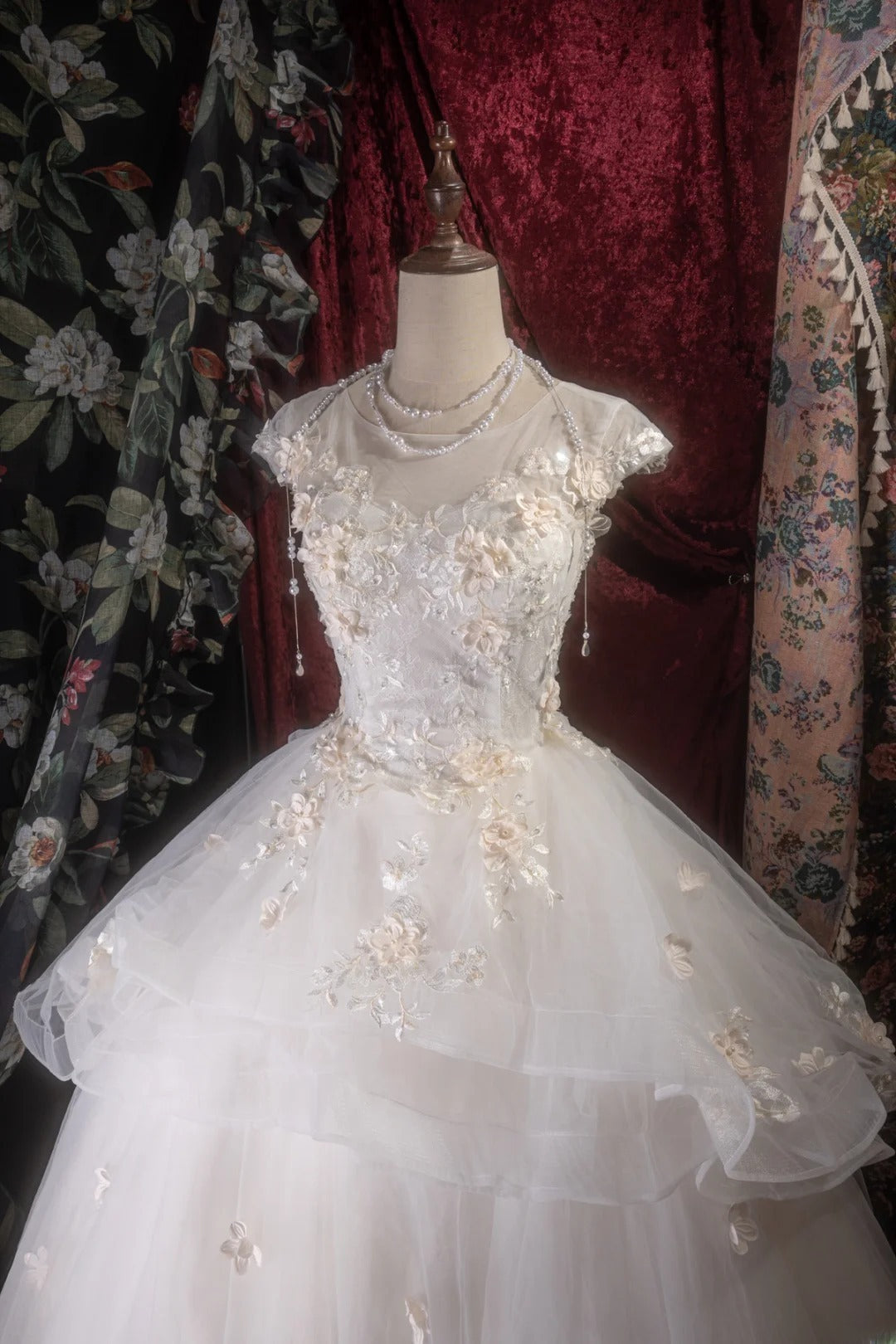 Dreamy Princess Ball Gown Formal Events Scoop With Appliqued Quince Dress Quinceanera Dresses Birthday Outfits RB8269