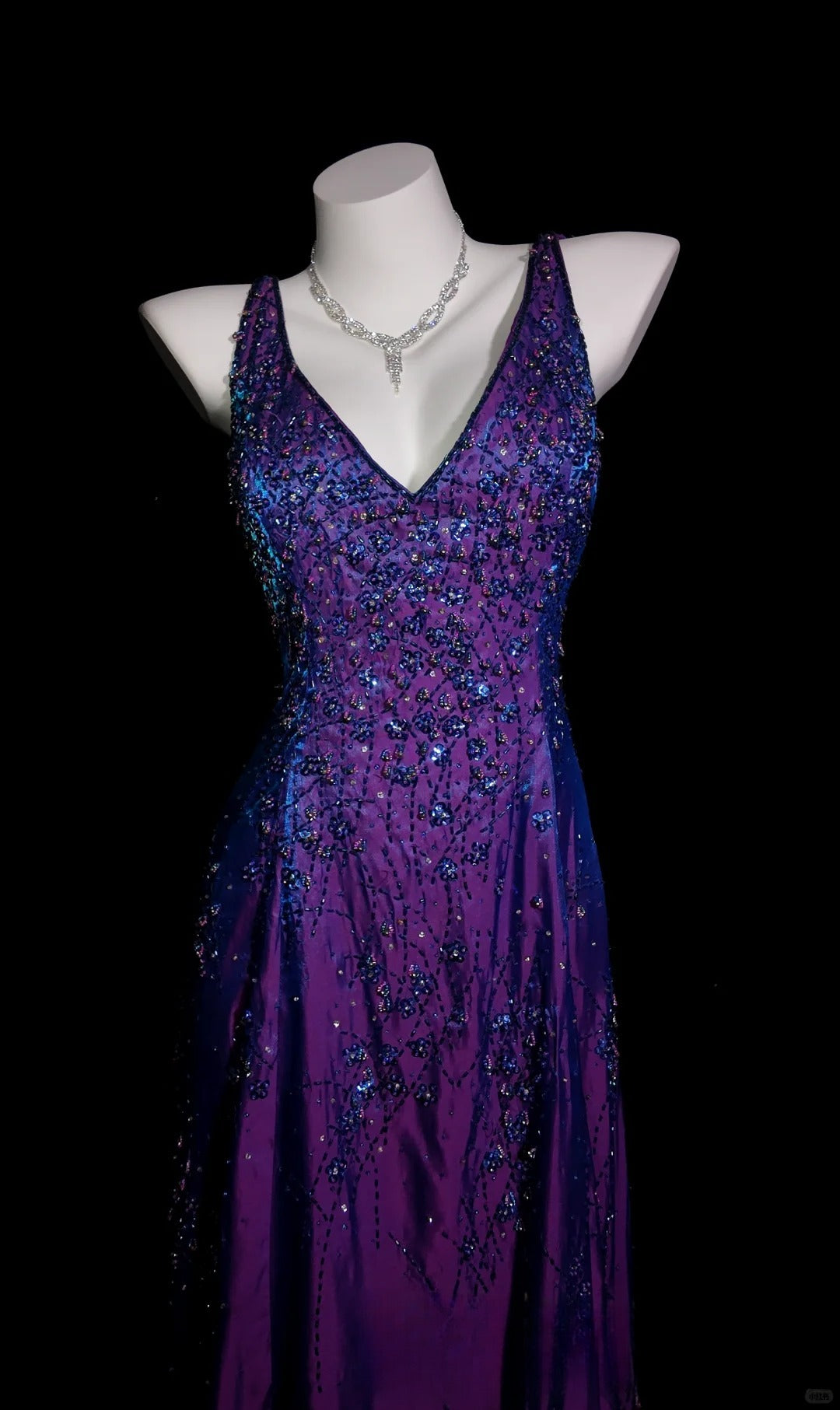 Purple Prom Dress Inspo A line V Neck With Beading Satin Modest Long Formal Party Gown RB9920
