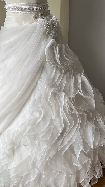 Prinzessinnen-Brautkleid Ballkleid U-Ausschnitt Tüll Weiß mit Perlenstickerei gerüscht bodenlang Brautkleid RC0491
