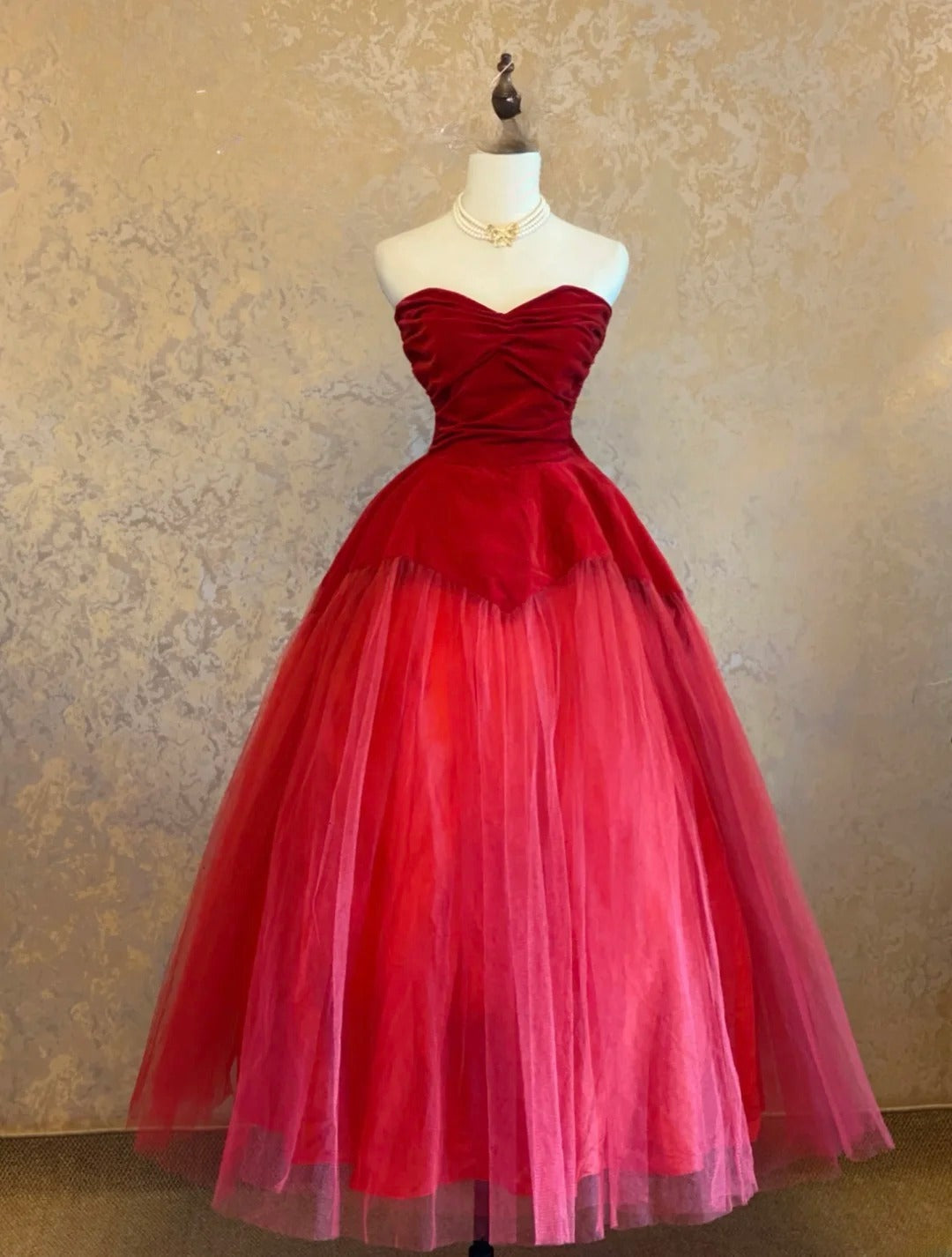 Cute Ball Gown Sweethart Red Tulle Mid Length Party Dresses Homecoming Cocktail Gown RB9088