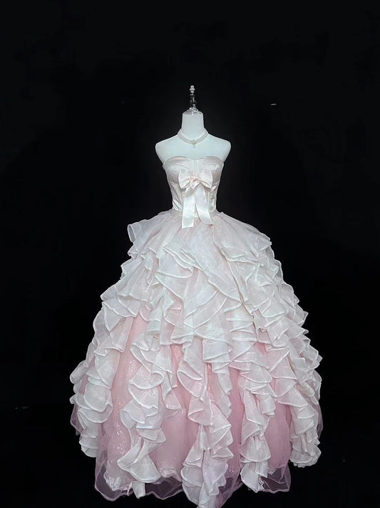 Prinzessinnen-Ballkleid trägerlos Rosa mit gestuften Lagen Quince-Kleid voluminös Sweet 16 Sweet Sixteen Outfits Vestido de 15 RB7496