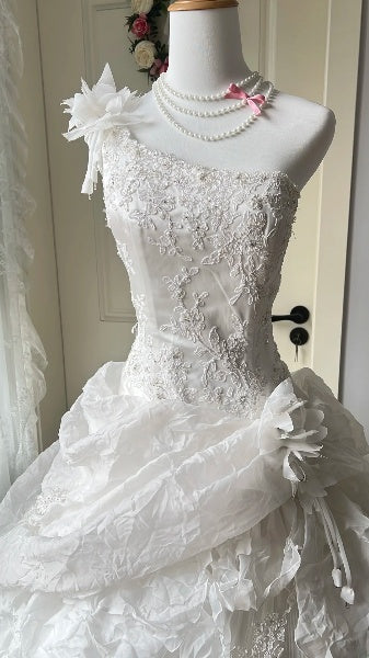 Quinceanera-Kleid für den 15. Geburtstag, Ballkleid, schulterfrei, Weiß, mehrlagig, gestuft, langes Kleid für den 15. Geburtstag RC0495