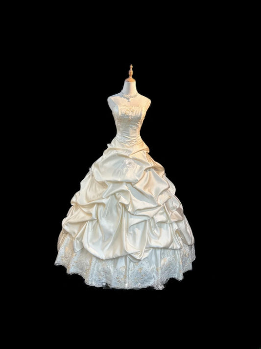 Romantic Princess Wedding Dress Ball Gown Strapless Ivory Taffeta Brides Gown Long Bridal Dress RB5794