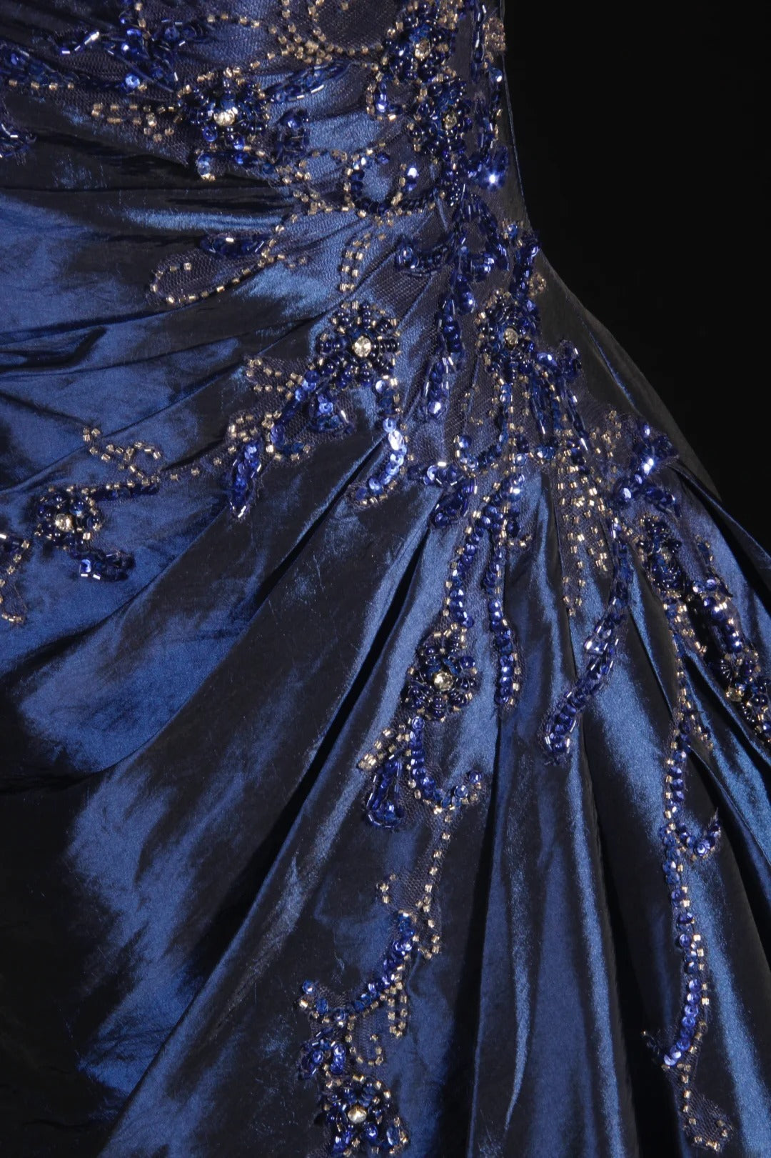 Robes de bal vintage pour femmes, robes de cocktail sans bretelles avec perles, hauts en dentelle et cape, tenues longues pour dîner de remise de diplômes, robes de bal de fin d'année AS130