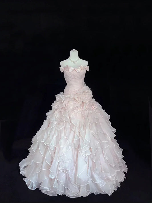 Prinzessinnen-Ballkleid trägerlos rosa mit gestuften Chiffon-Lagen Quince-Kleid voluminöses Sweet 16 Outfit Vestido de 15 RB7504