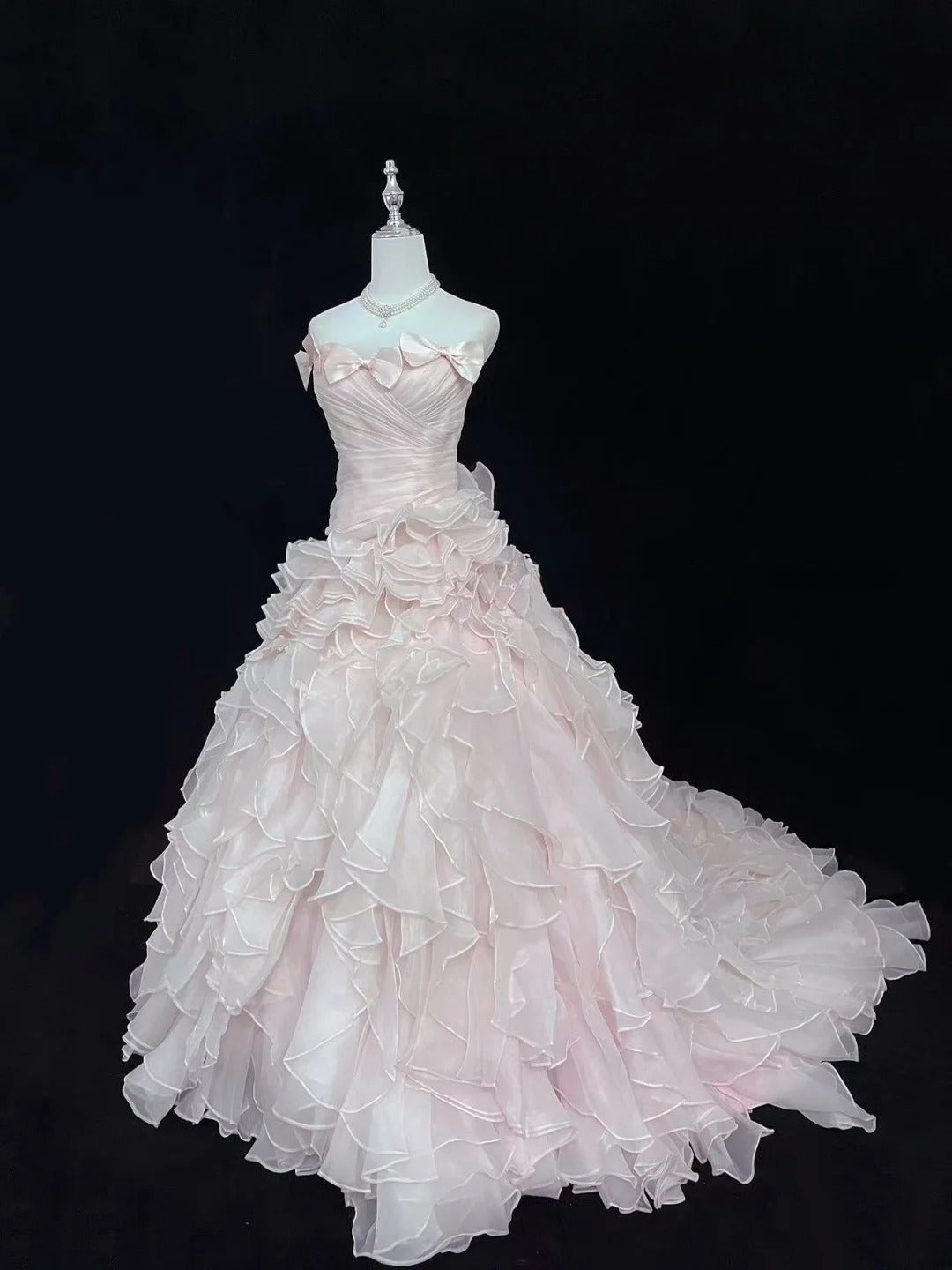 Princess Ball Gown Strapless Pink With Tiered Layers Chiffon Quince Dress Voluminous Sweet 16 Sweet Sixteen Outfits Vestido de 15 RB7504