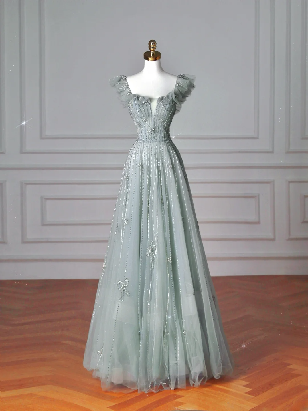 Robe de soirée longue élégante en tulle vert, coupe trapèze, col carré, style formel, idéale pour les bals de fin d'année et les dîners (AQ137)