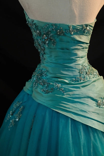 Niedliches Ballkleid, trägerlos, blaues Taft mit Applikationen, langes ärmelloses Sweet 16 Kleid, Seventeen Quince Kleid RB3584